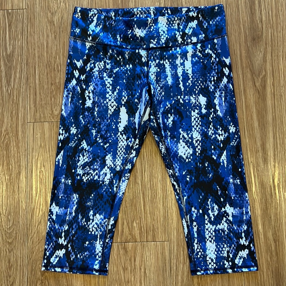 Alo Yoga Capris Leggings | Size: Large | Airbrush